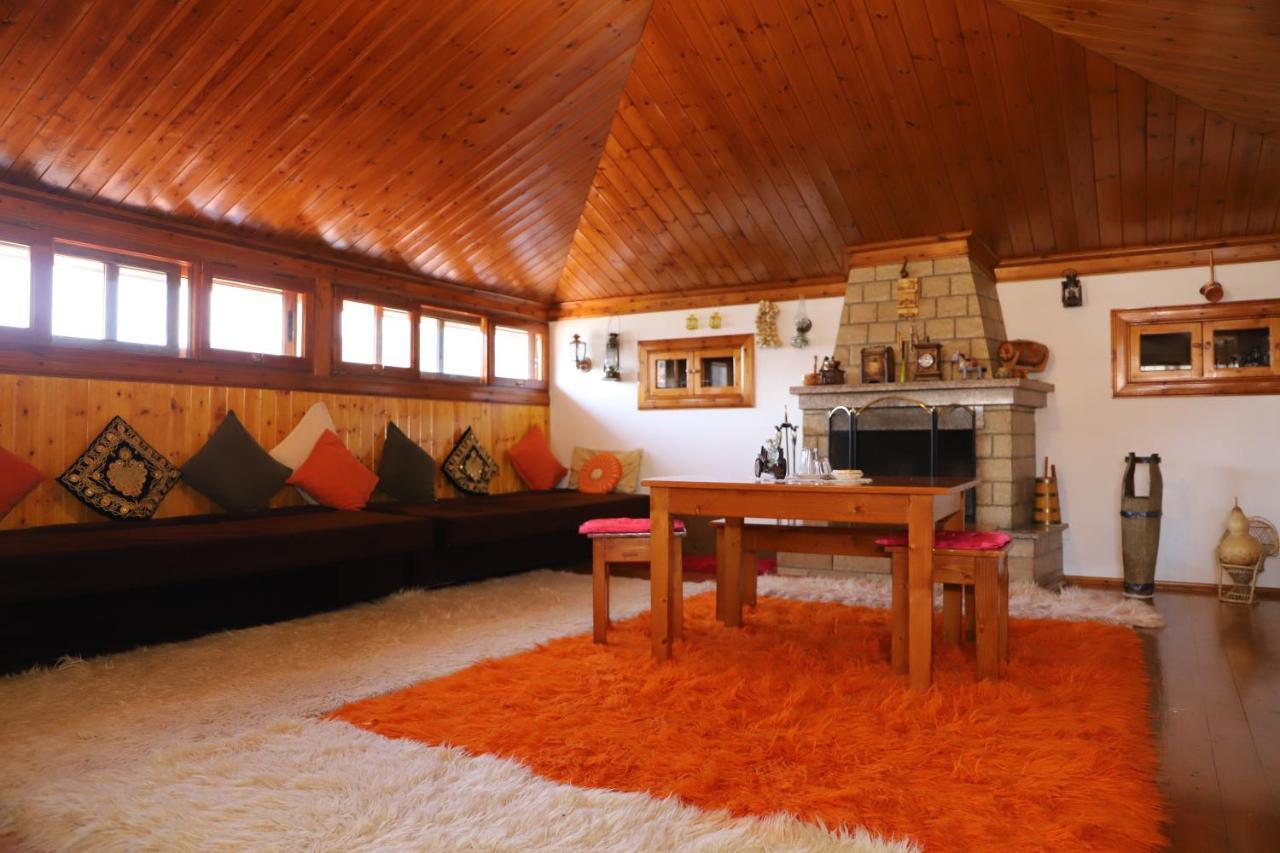 Raisa Guesthouse 12 Berat Eksteriør bilde